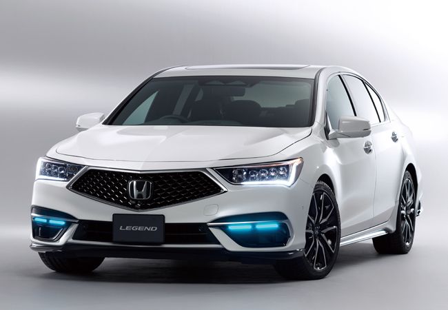 ▲「Honda SENSING Elite」が搭載される新型LEGEND。販売は100台限定生産のリース販売となる
