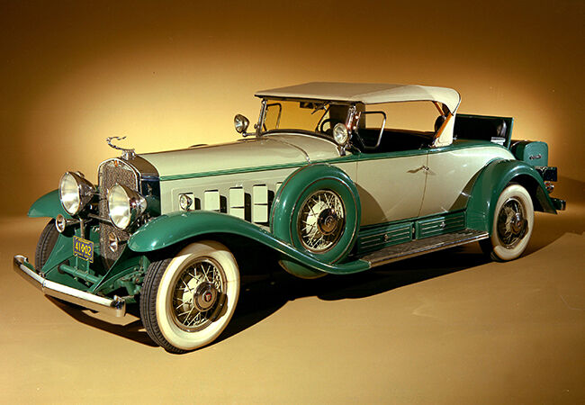 1930-Cadillac-V16-1_HP02.jpg