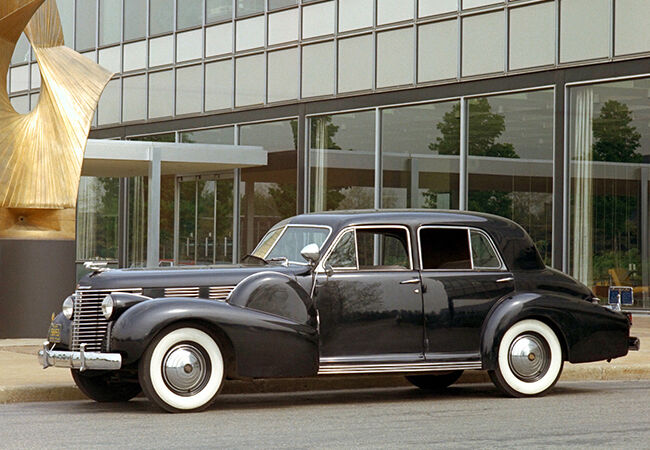 1938-Cadillac-Sixty-Special1_HP02.jpg