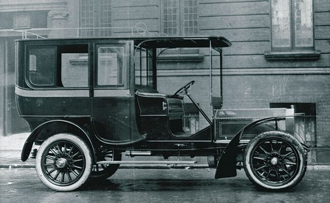 1905-1906 ROLLS-ROYCE 30HP.jpg