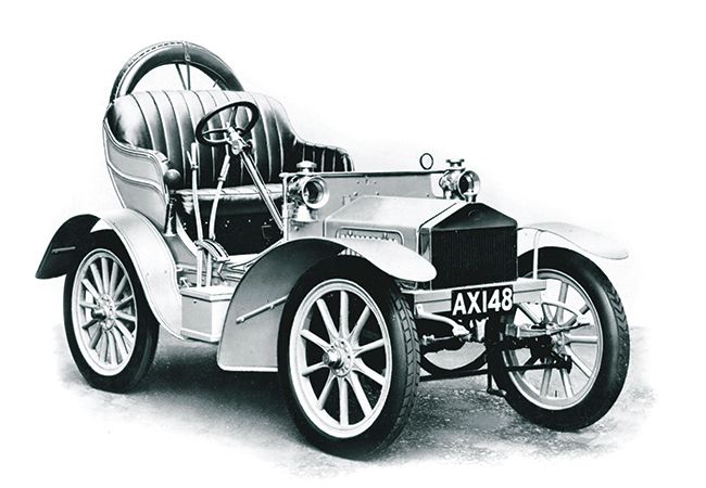 1904 ROLLS-ROYCE 10HP, TWO CYLINDER CAR.jpg