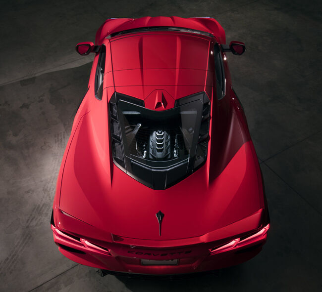 2020-Chevrolet-Corvette 5.jpg