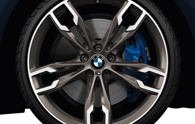 BMW M550i xDrive Ultimate Edition3.jpg
