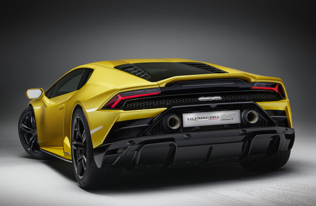 Lamborghini_Huracan_EVO_RWD2.jpg