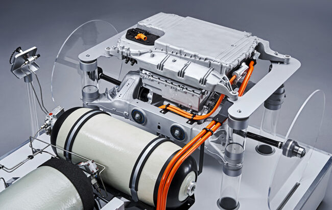 BMW_Hydrogen_Fuel-Cell_Technology5.jpg