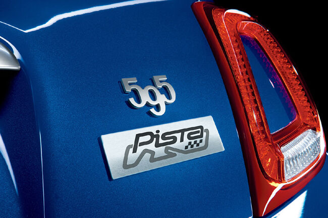 595_Pista  emblem.jpg