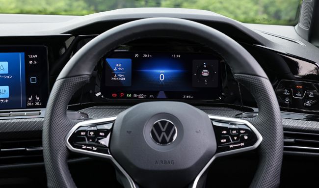 ▲10.25インチの液晶ディスプレイを採用した最新デジタルメータークラスター“Digital Cockpit Pro”を全車に組み込む