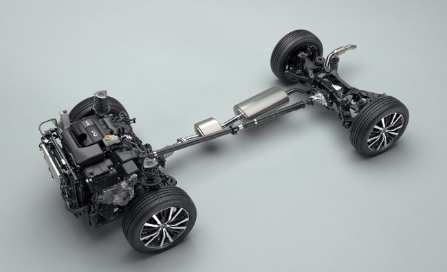 ▲パワートレインには3.5リットル・V型6気筒DOHCガソリンエンジン（295hp／366Nm）＋電子制御9速ATを搭載。駆動機構にはインテリジェント4WDを採用する