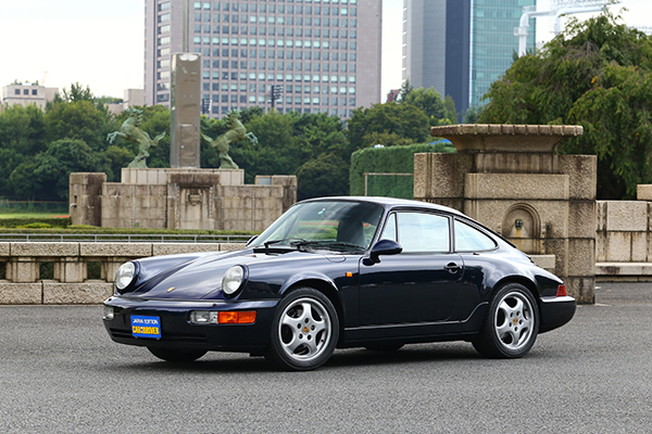 20世紀名車ギャラリー】引き締まった肢体のアスリート、1993年式ポルシェ911カレラ2の肖像 - カー・アンド・ドライバーonline [CAR  and DRIVER]