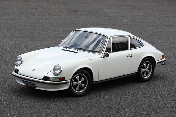 20世紀名車ギャラリー】「ポルシェ911」ナロー最終モデル、マニアを魅了する2.4リッターのSの肖像 - カー・アンド・ドライバーonline  [CAR and DRIVER]