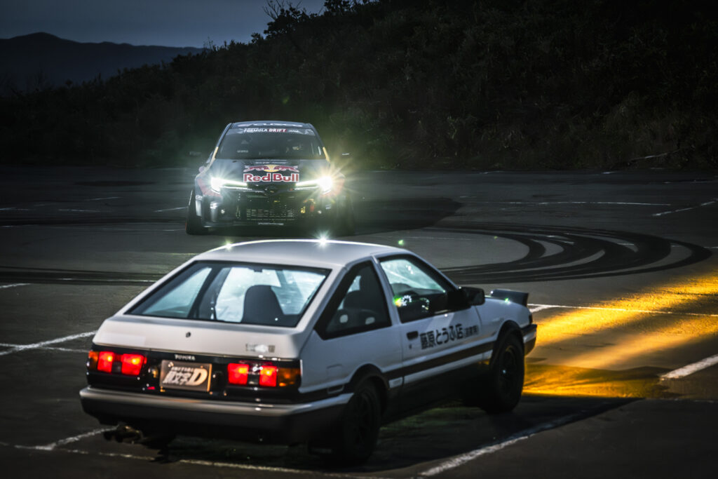 AE86とGRカローラ